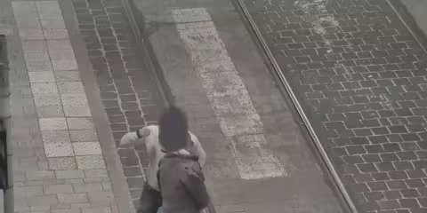Garázdaság a Széchenyi Kazinczy sarkán